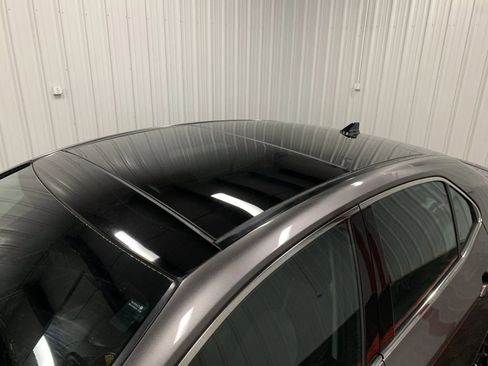 Used 2022 Toyota Camry XSE w/ Navigation Package image 12