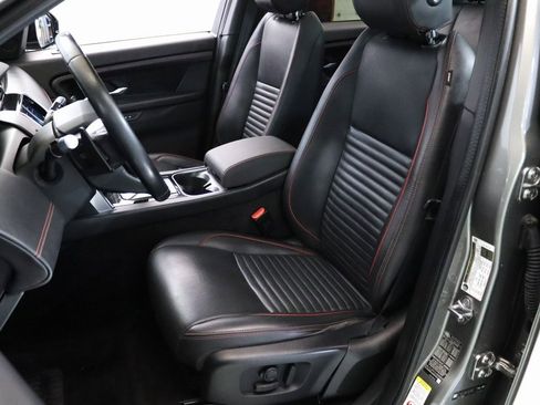 Used 2020 Land Rover Discovery Sport SE R-Dynamic image 2