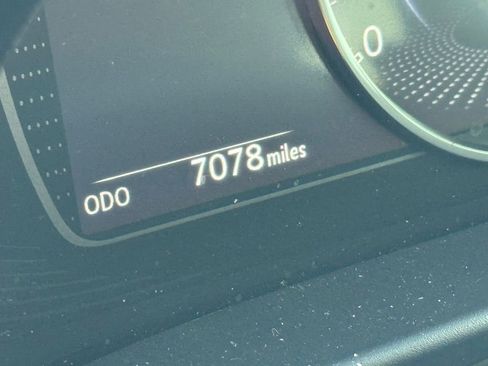 Certified 2024 Lexus ES 350 w/ Premium Package image 18