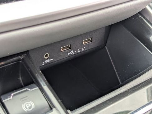 Used 2022 Subaru Outback Premium w/ Popular Package #1 image 21