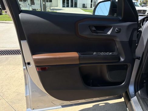Used 2023 Ford Bronco Sport Outer Banks w/ Tech Package AWD/4WD image 23