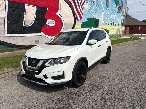Used 2018 Nissan Rogue S FWD image 49