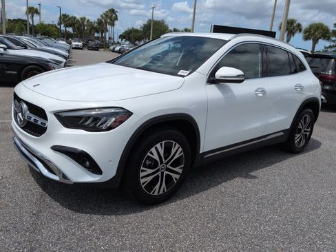 Certified 2025 Mercedes-Benz GLA 250 image 8