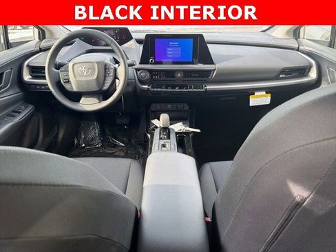 New 2026 Toyota Prius LE image 2