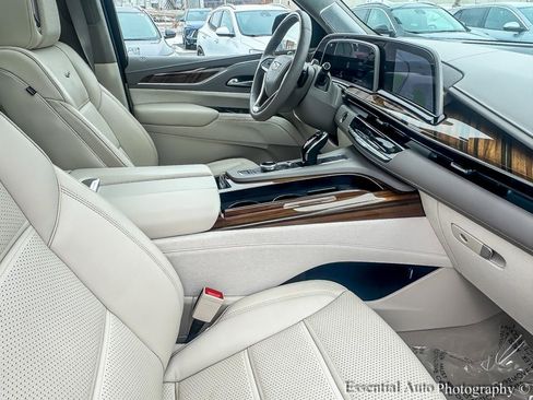 Used 2023 Cadillac Escalade Sport Platinum image 30