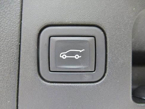 Used 2023 Cadillac XT5 Premium Luxury w/ Technology Package FWD image 34