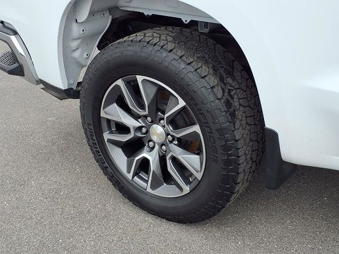 Used 2022 Chevrolet Silverado 1500 LT image 26