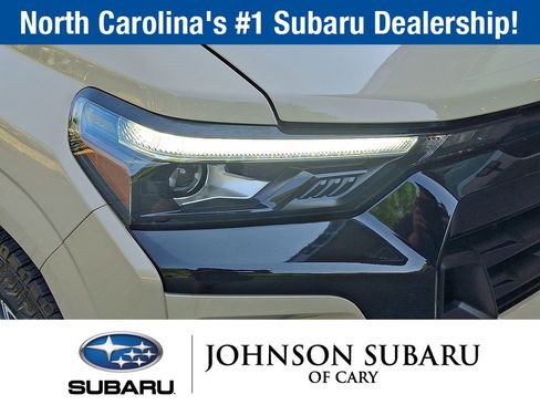 Used 2024 Chevrolet Colorado Z71 w/ Z71 Convenience Package 2 AWD/4WD image 30
