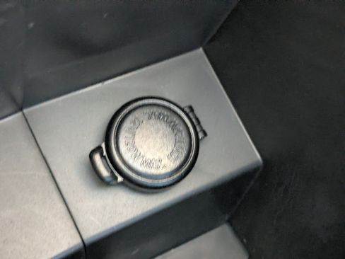 Used 2023 Subaru Forester Premium image 33