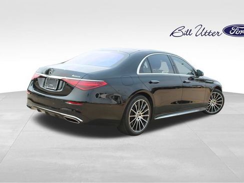 Used 2021 Mercedes-Benz S 580 4MATIC Sedan image 5