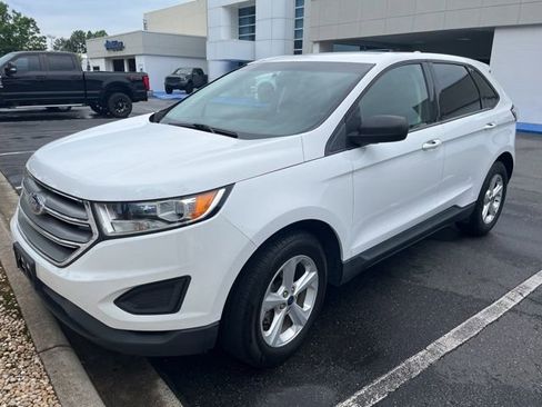 Used 2018 Ford Edge SE w/ Cargo Accessory Package FWD image 1