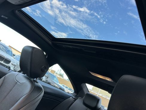 Used 2019 BMW 430i Coupe w/ Convenience Package RWD image 16