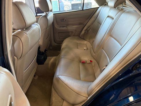 Used 2005 Lexus IS 300 RWD image 10