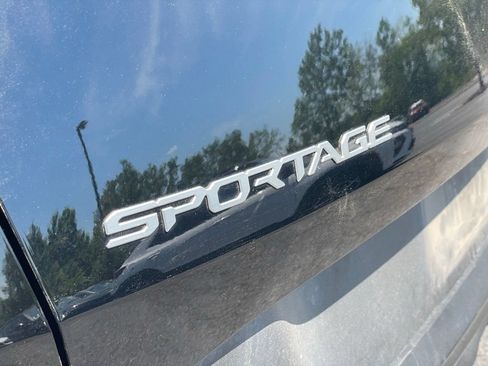 Used 2023 Kia Sportage X-Line w/ X-Line Premium Package AWD/4WD image 34