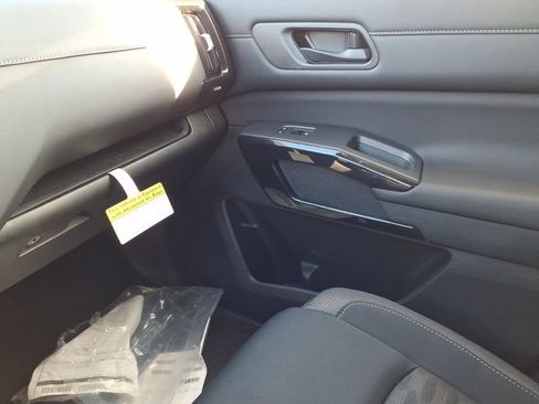 New 2026 Nissan Pathfinder SV image 23