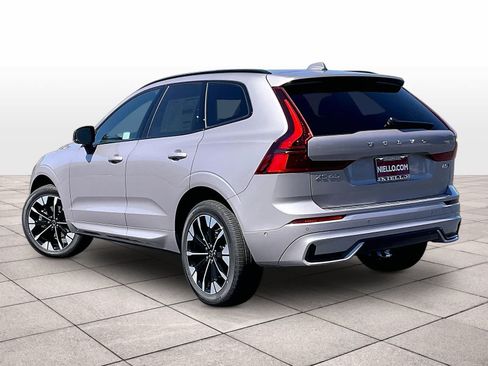 New 2026 Volvo XC60 B5 Plus w/ Climate Package AWD/4WD image 3