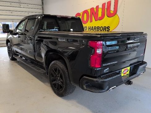 Certified 2022 Chevrolet Silverado 1500 RST AWD/4WD image 2