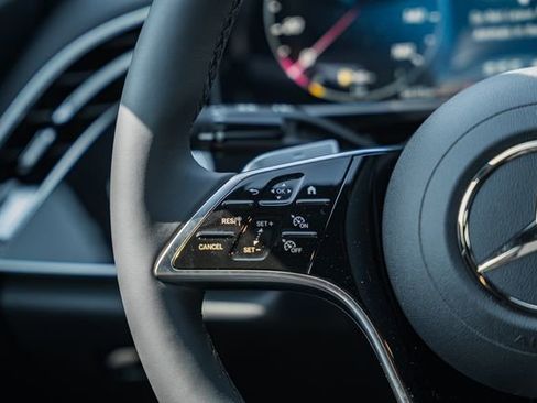 New 2026 Mercedes-Benz E 350 4MATIC Sedan image 29