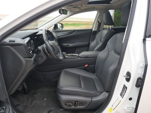 Certified 2024 Lexus NX 250 FWD w/ Premium Package image 9