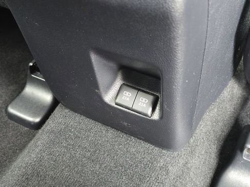 Used 2022 Toyota 4Runner TRD Off-Road Premium w/ Moonroof Package image 17