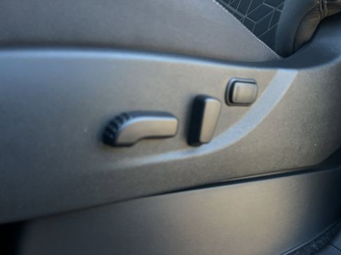 New 2026 Nissan Frontier SV w/ Tow Package image 13