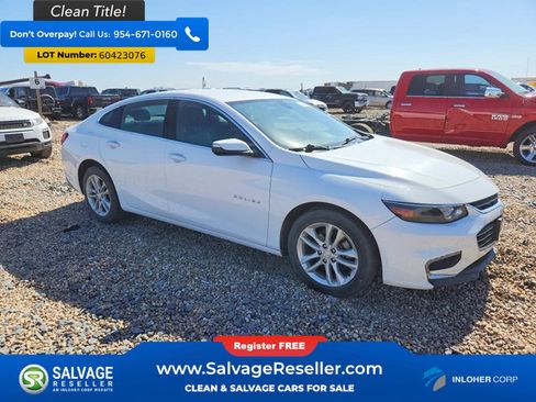 Used 2017 Chevrolet Malibu LT w/ Leather Package FWD image 5