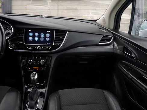 Used 2021 Buick Encore Preferred image 20