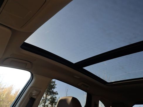 New 2025 Acura RDX SH-AWD w/Tech image 25