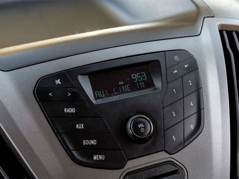 Used 2016 Ford Transit 350 XL image 22