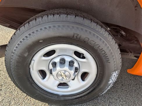 Used 2020 Chevrolet Express 2500 w/ Driver Convenience Package image 24