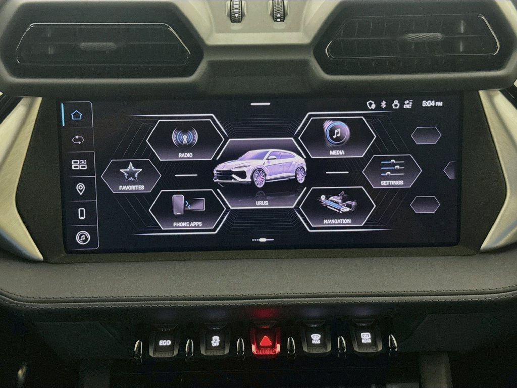 Used 2025 Lamborghini Urus SE AWD/4WD image 15