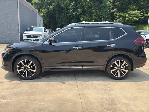 Used 2020 Nissan Rogue SL w/ Premium Package FWD image 6