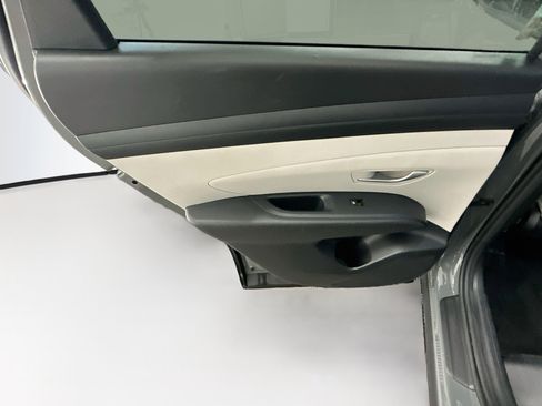 Used 2025 Hyundai Tucson SEL AWD/4WD image 26