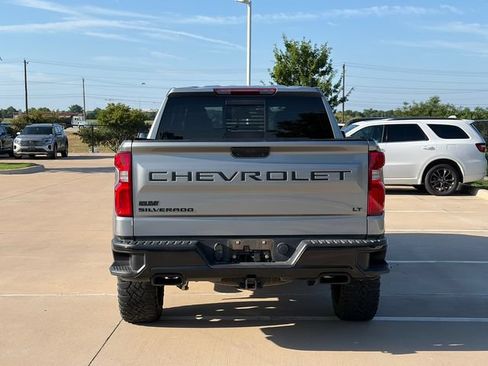 Used 2024 Chevrolet Silverado 1500 LT Trail Boss w/ Convenience Package II AWD/4WD image 8