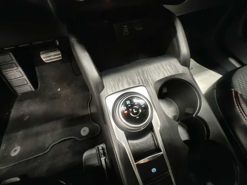 Used 2024 Ford Escape ST-Line Select image 20