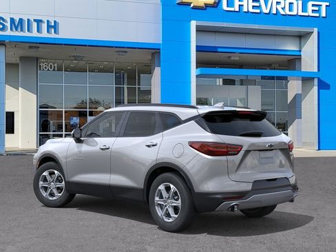 New 2026 Chevrolet Blazer LT w/ Convenience Package FWD image 3