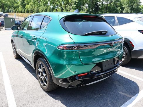 Used 2024 Alfa Romeo Tonale Ti AWD/4WD image 4