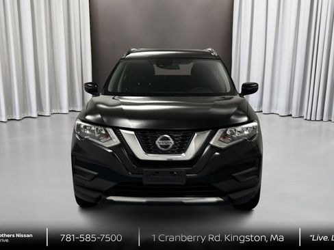 Used 2020 Nissan Rogue SV AWD/4WD image 2