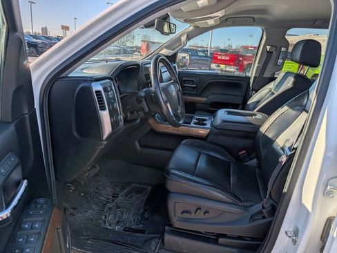 Used 2017 Chevrolet Silverado 1500 LTZ w/ LTZ Plus Package image 12