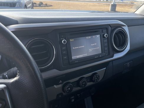 Used 2019 Toyota Tacoma SR5 image 8