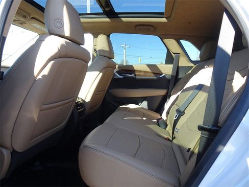 Certified 2023 Cadillac XT5 Premium Luxury w/ Platinum Package image 16