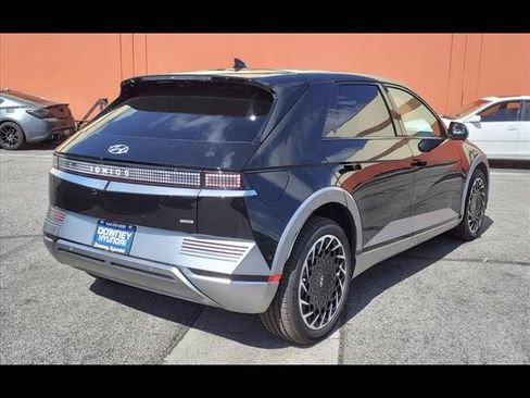 Used 2024 Hyundai Ioniq 5 Limited image 10