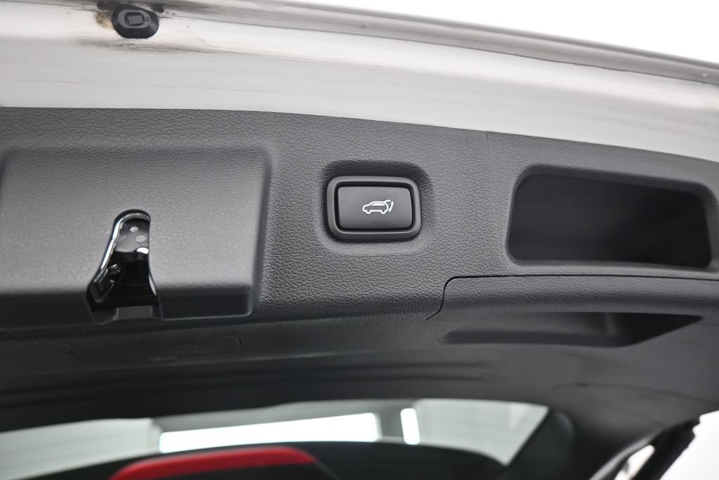 Used 2023 Hyundai Santa Fe SEL w/ Premium Package FWD image 46