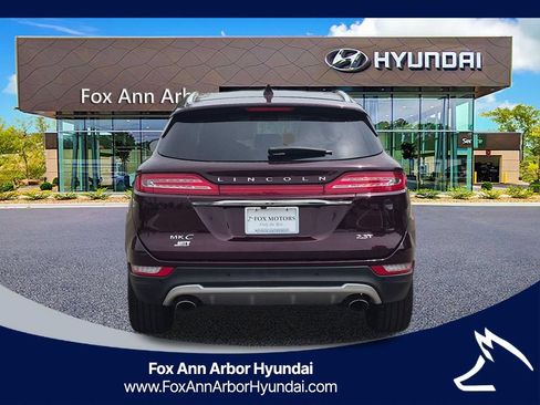 Used 2019 Lincoln MKC Reserve AWD/4WD image 4
