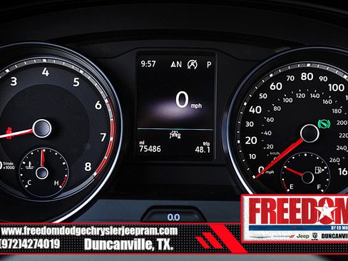 Used 2021 Volkswagen Atlas Cross Sport SE w/ Panoramic Sunroof Package FWD image 29
