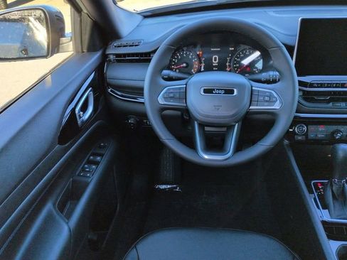 New 2026 Jeep Compass Latitude AWD/4WD image 15