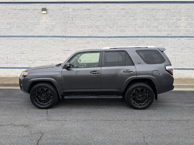 Used 2018 Toyota 4Runner SR5 Premium RWD image 4