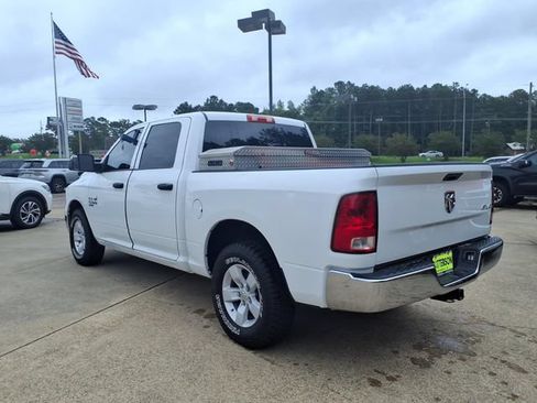 Used 2022 RAM 1500 Tradesman w/ Chrome Appearance Group AWD/4WD image 4