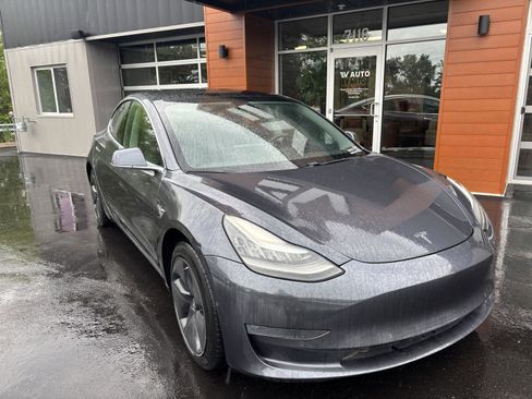 Used 2019 Tesla Model 3 Performance AWD/4WD image 3