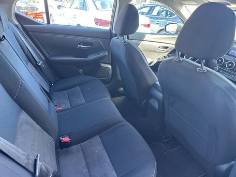 Used 2021 Nissan Sentra SR image 9